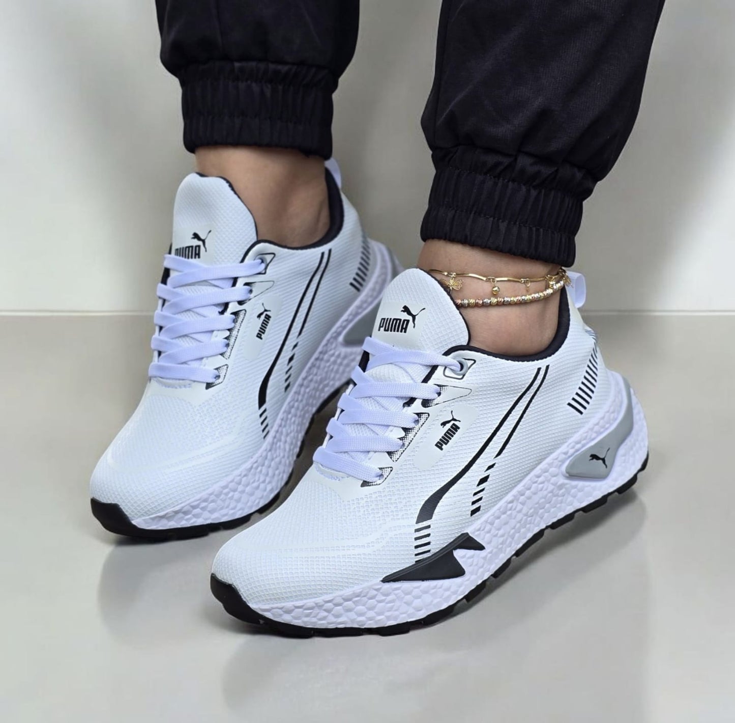 PUMA Running + 3 pares de medias