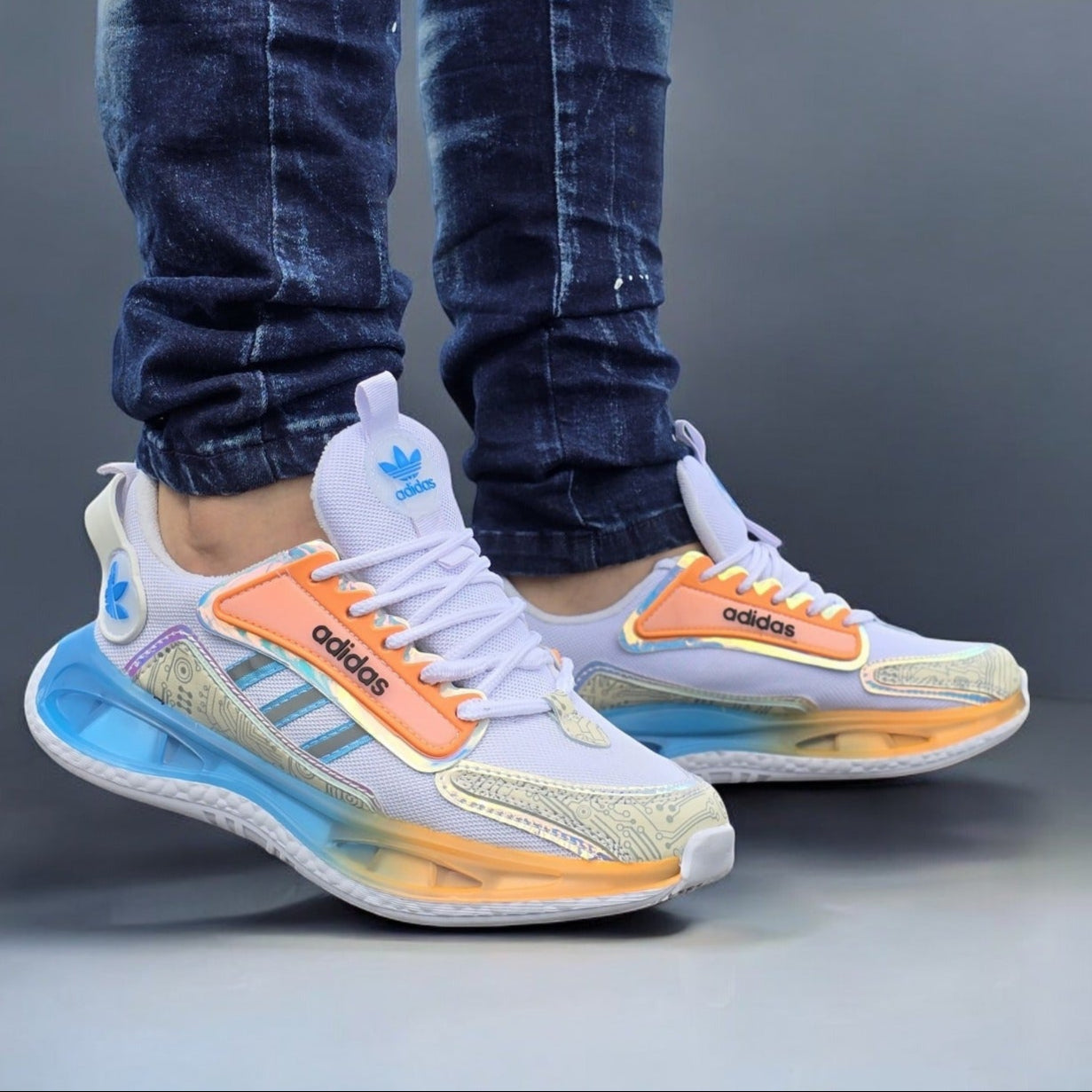 Audi Caballero + 3 Pares de Medias ¡GRATIS!