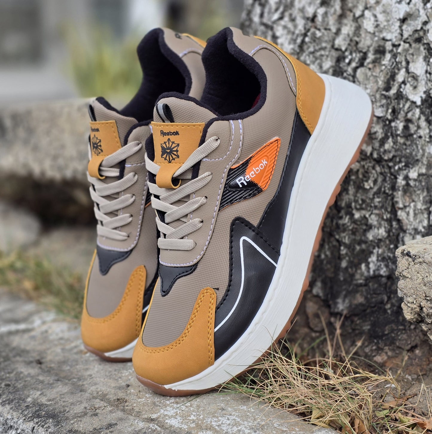 Tenis REEBOK 100% Cosido + ¡3 Pares de Medias Gratis!