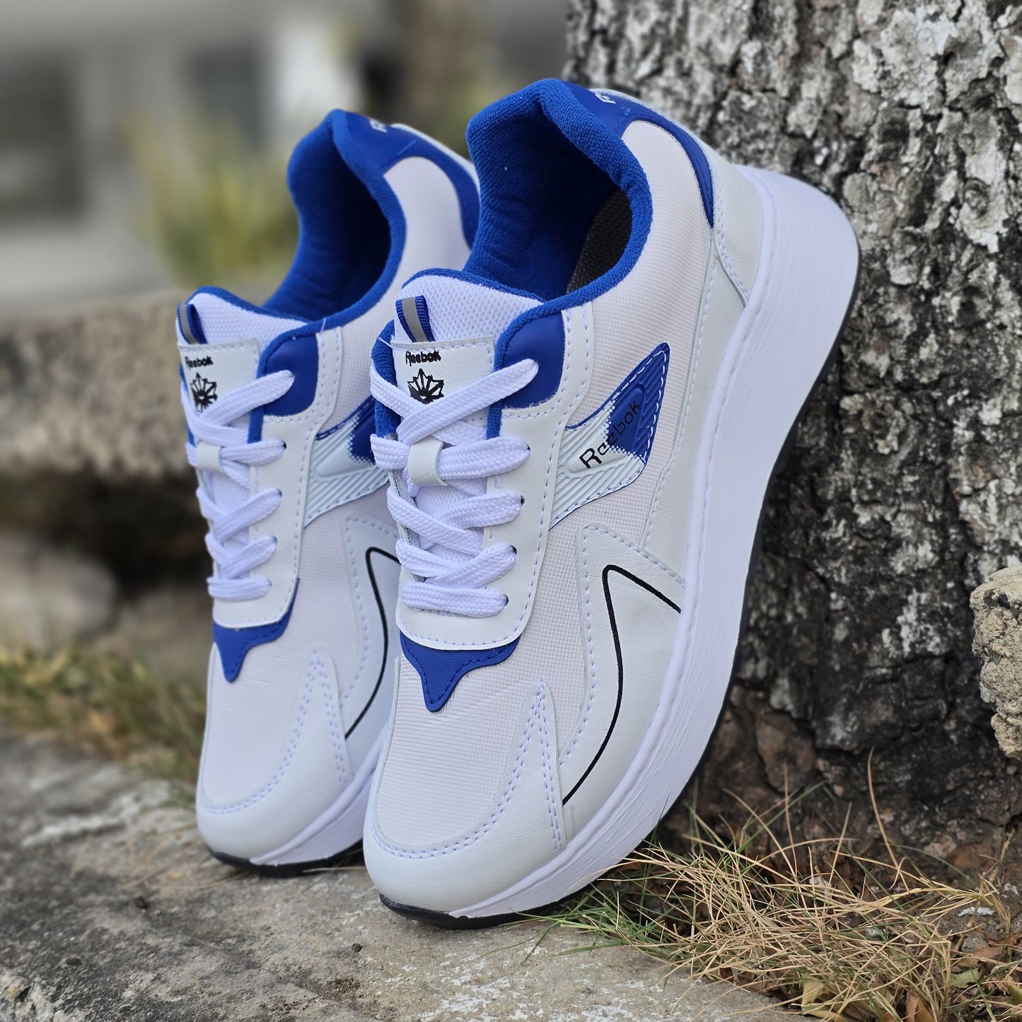 Tenis REEBOK 100% Cosido + ¡3 Pares de Medias Gratis!