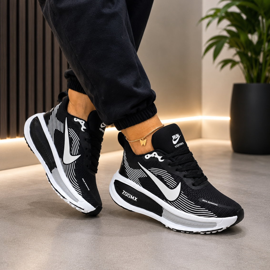 TENNIS NIKE VOMERO 18 DAMA