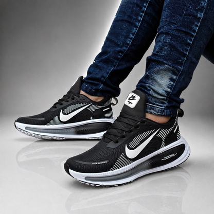 TENIS NIKE VOMERO 18
