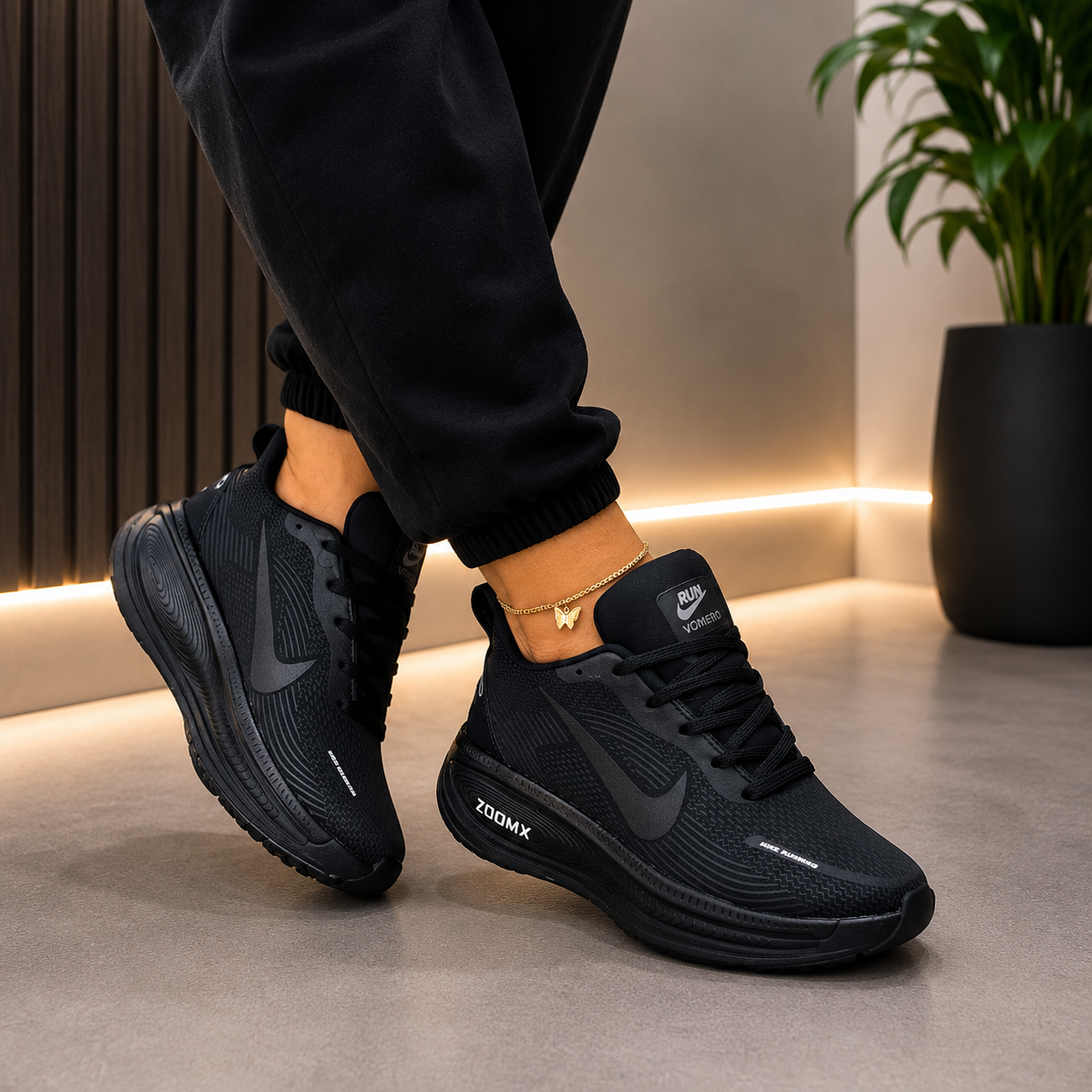 TENNIS NIKE VOMERO 18 DAMA