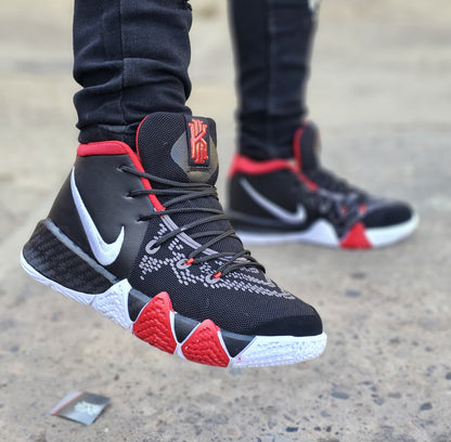 Bota Nike Kirye