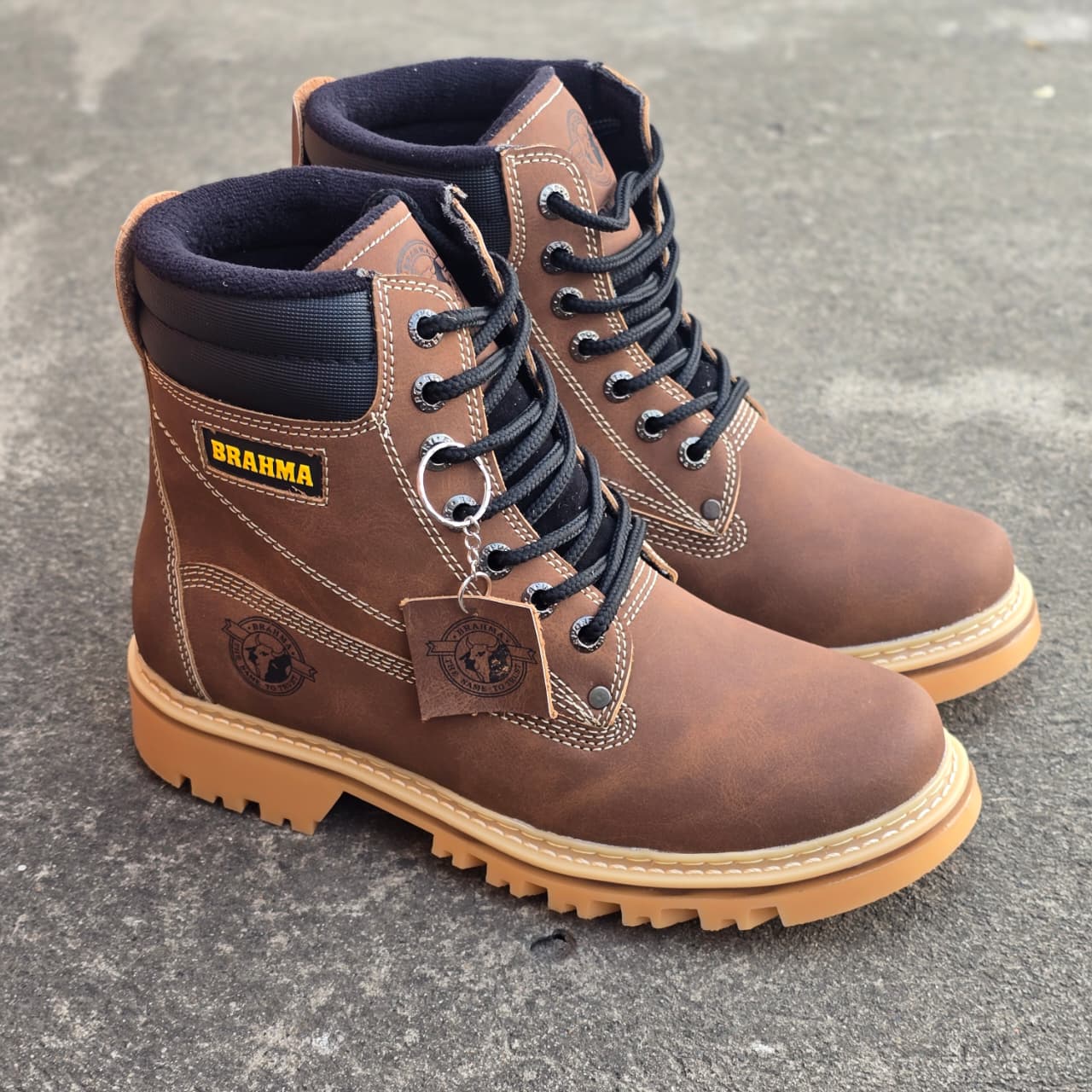 Botas Brahma Caballero 100% Cosidas + ¡3 Pares de Medias Gratis!